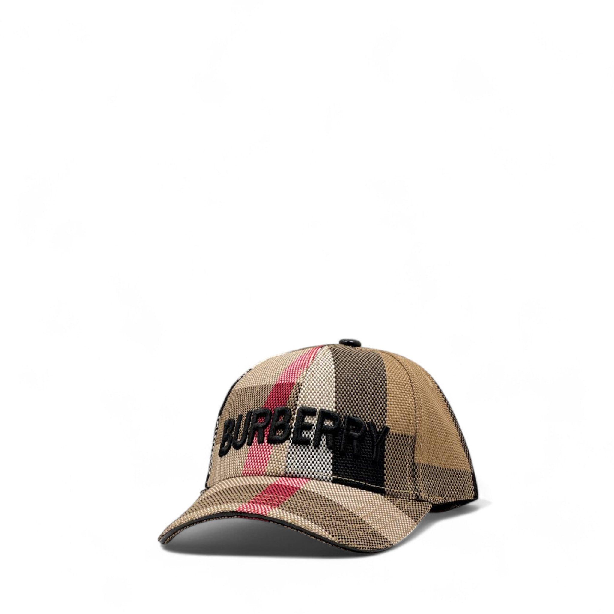 Burberry Vintage Check Cap 🧢 – Timeless British Elegance 🇬🇧