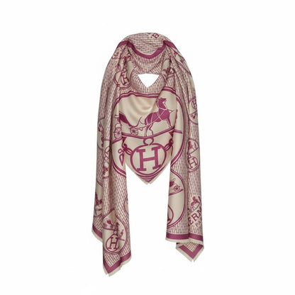 🧣 Hermès Carriage & H Silk Scarf – Iconic Heritage in Soft Pink ✨