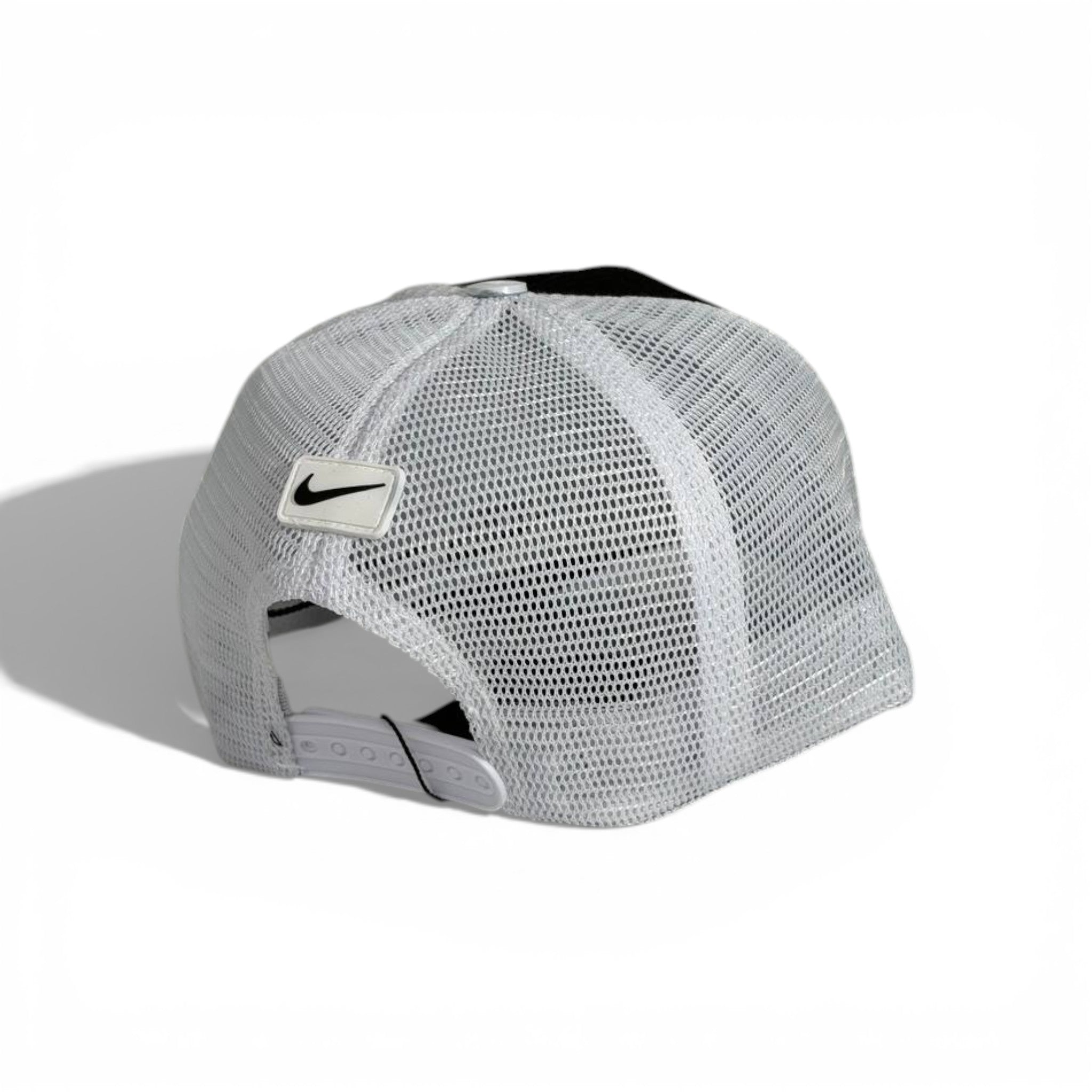 🧢 Nike Trucker Cap – Rainbow Swoosh Street Edition 🌈🔥