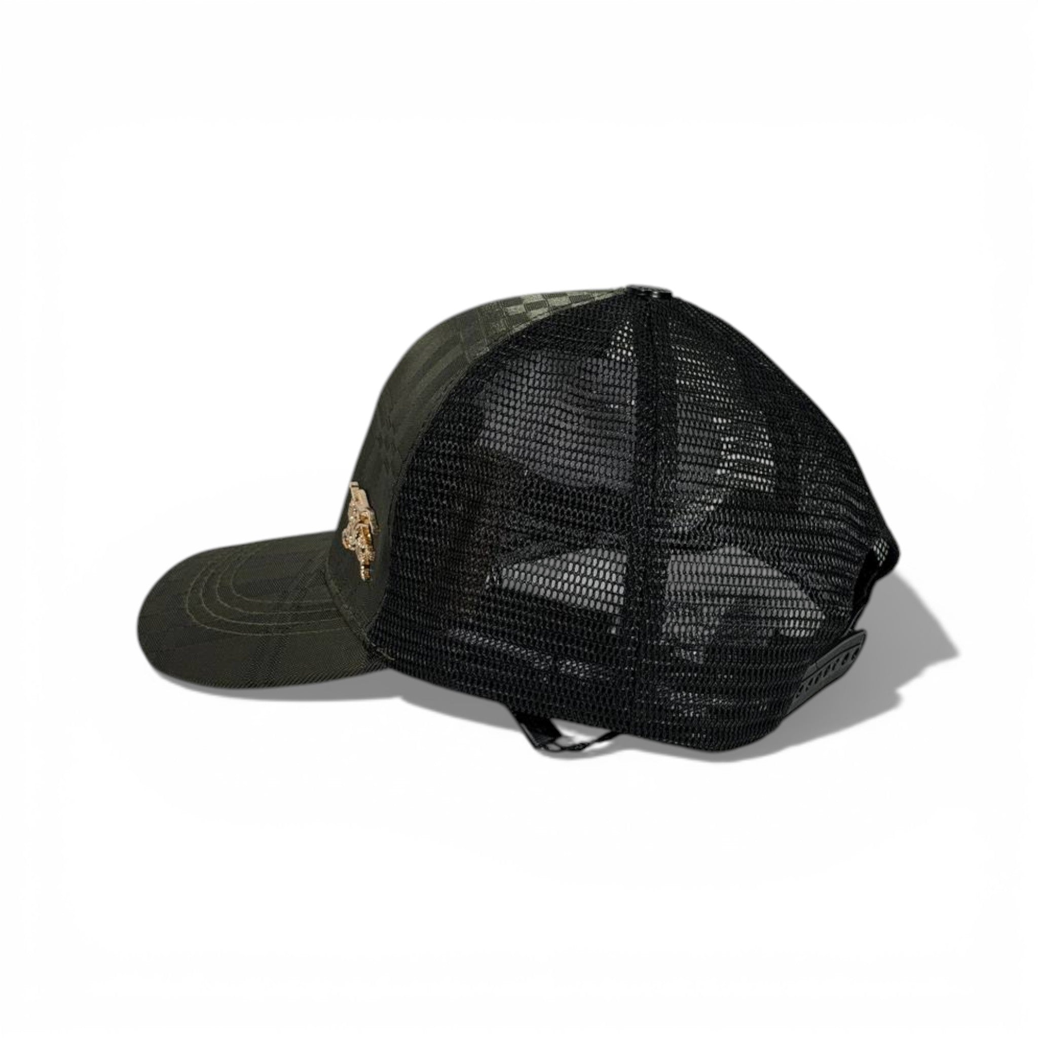 🧢 Burberry Olive Check Trucker Cap – Heritage Knight Edition 🤎🟢✨