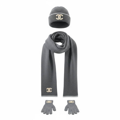 🖤 Chanel CC Luxury Winter Set – Knit Beanie, Scarf & Gloves in Grey