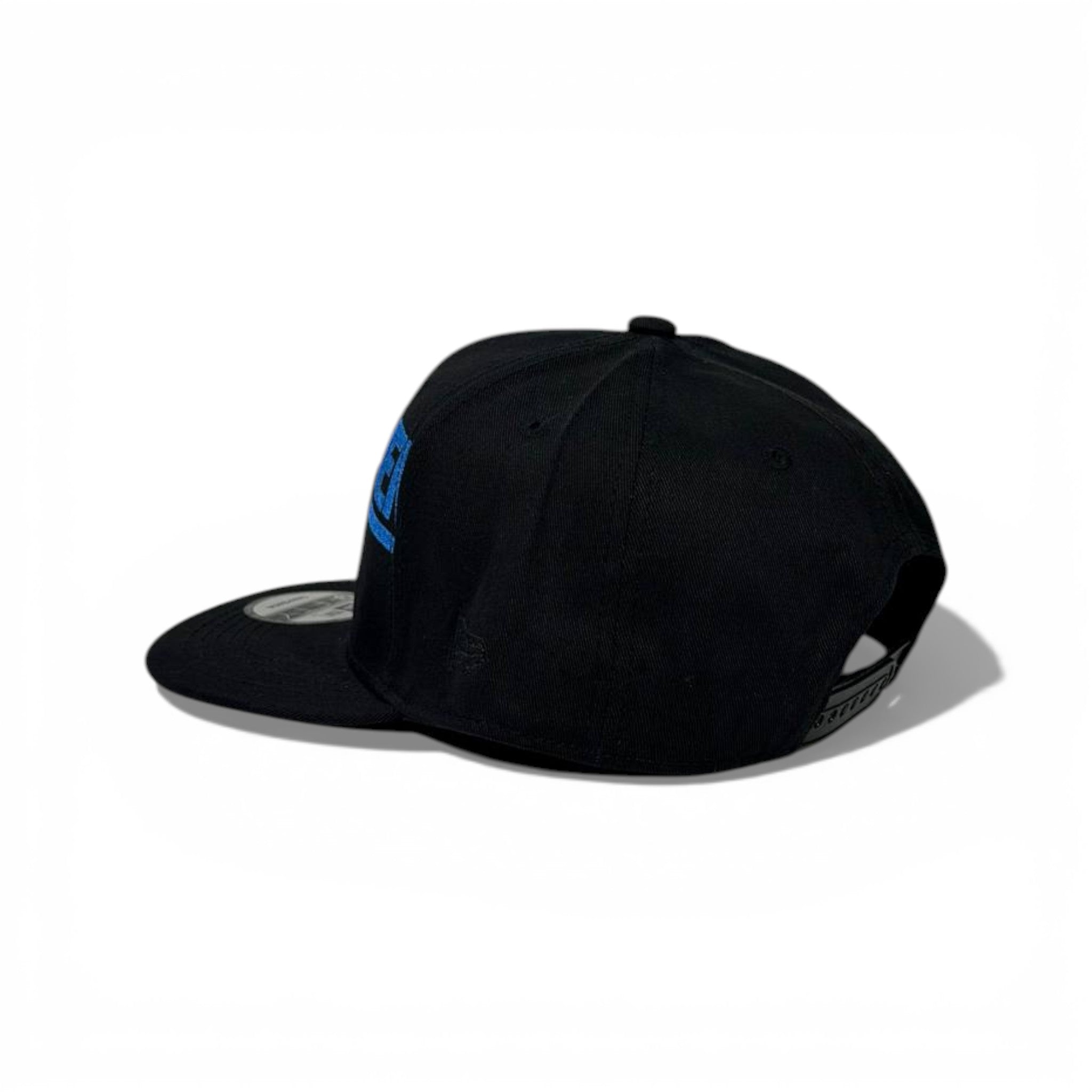 🧢 New York Giants Black Flat Brim Cap – Bold NFL Streetwear 🖤💙🏈