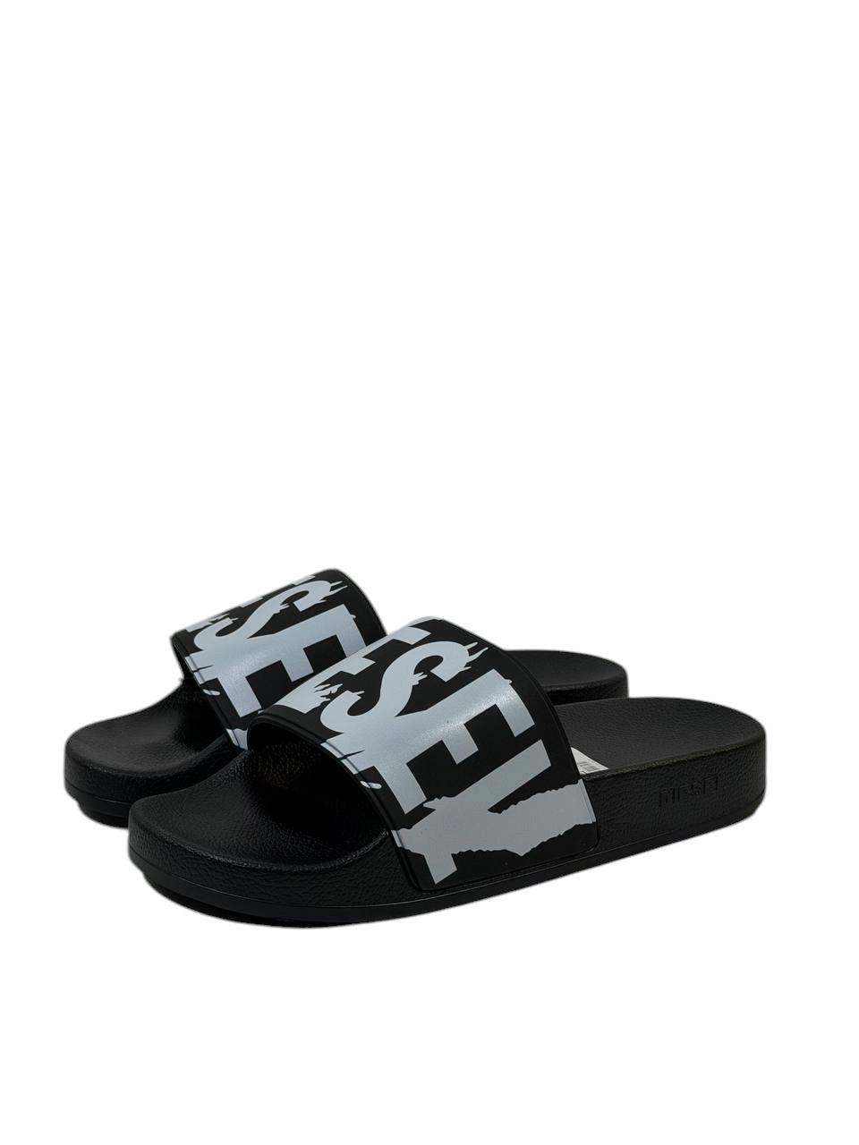 DIESEL Slides – Black & White Logo Edition ⚫⚪