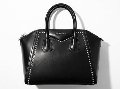 Givenchy Antigona Bag – Black Studded 🖤👜 large