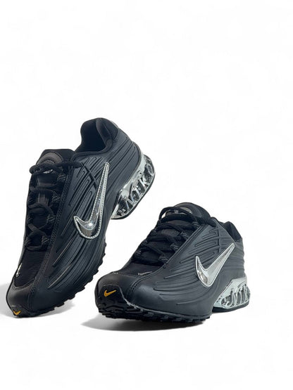 🖤 Nike Shox Black Chrome Edition 👟 | Bold Power. Timeless Style.