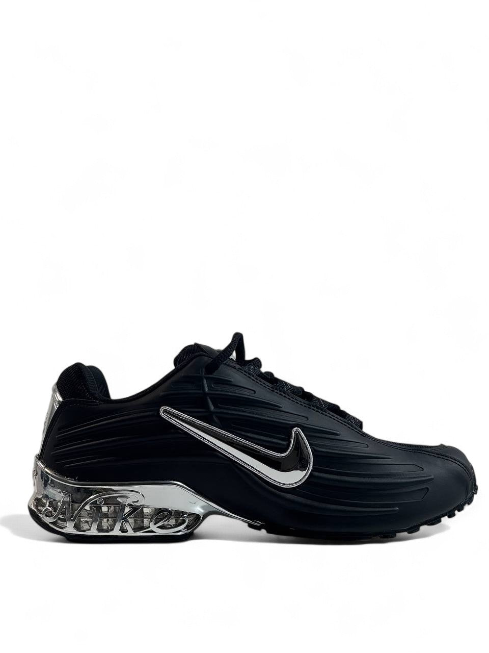 🖤 Nike Shox Black Chrome Edition 👟 | Bold Power. Timeless Style.