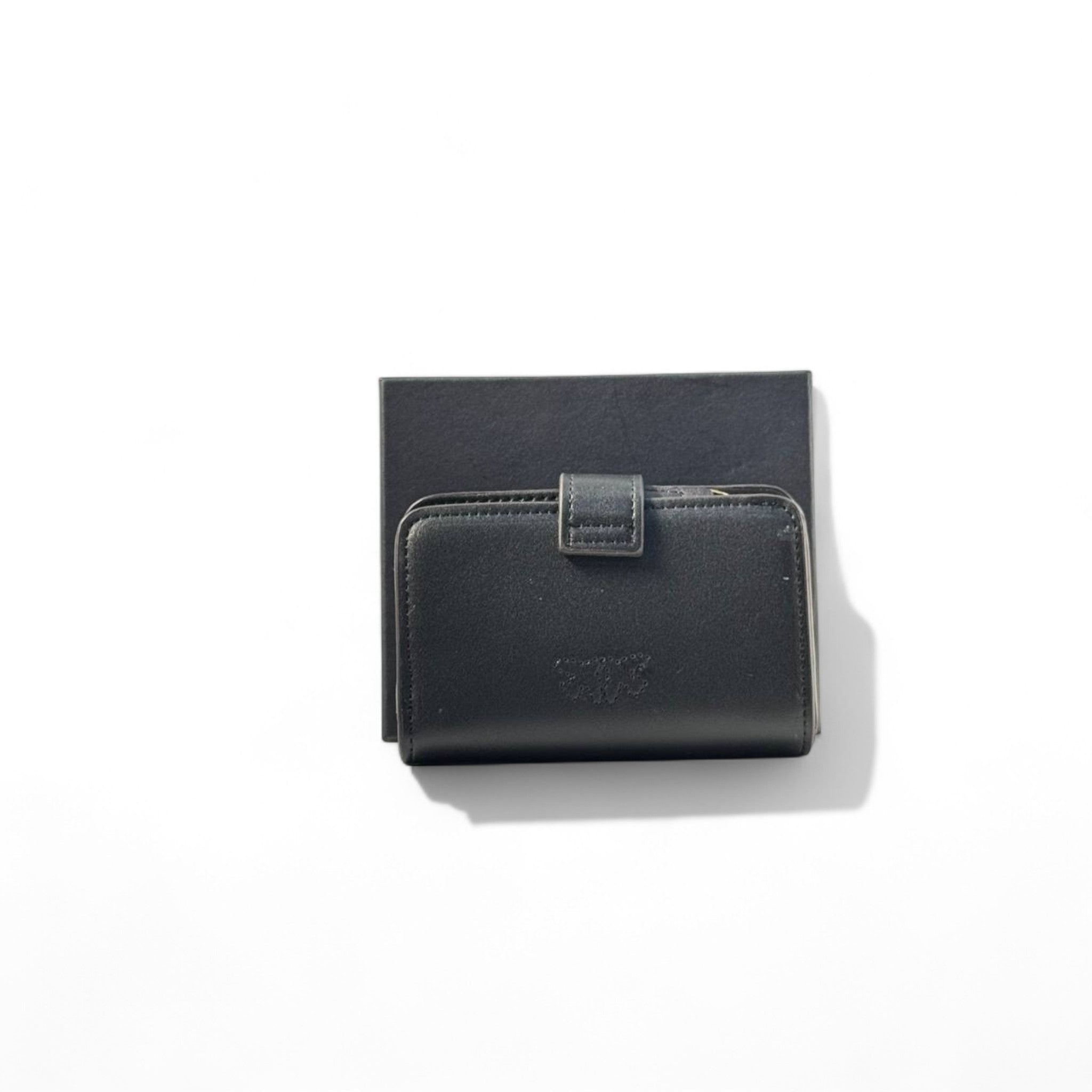 🖤 Pinko Love Birds Wallet – Black with Gold Buckle Closure ✨