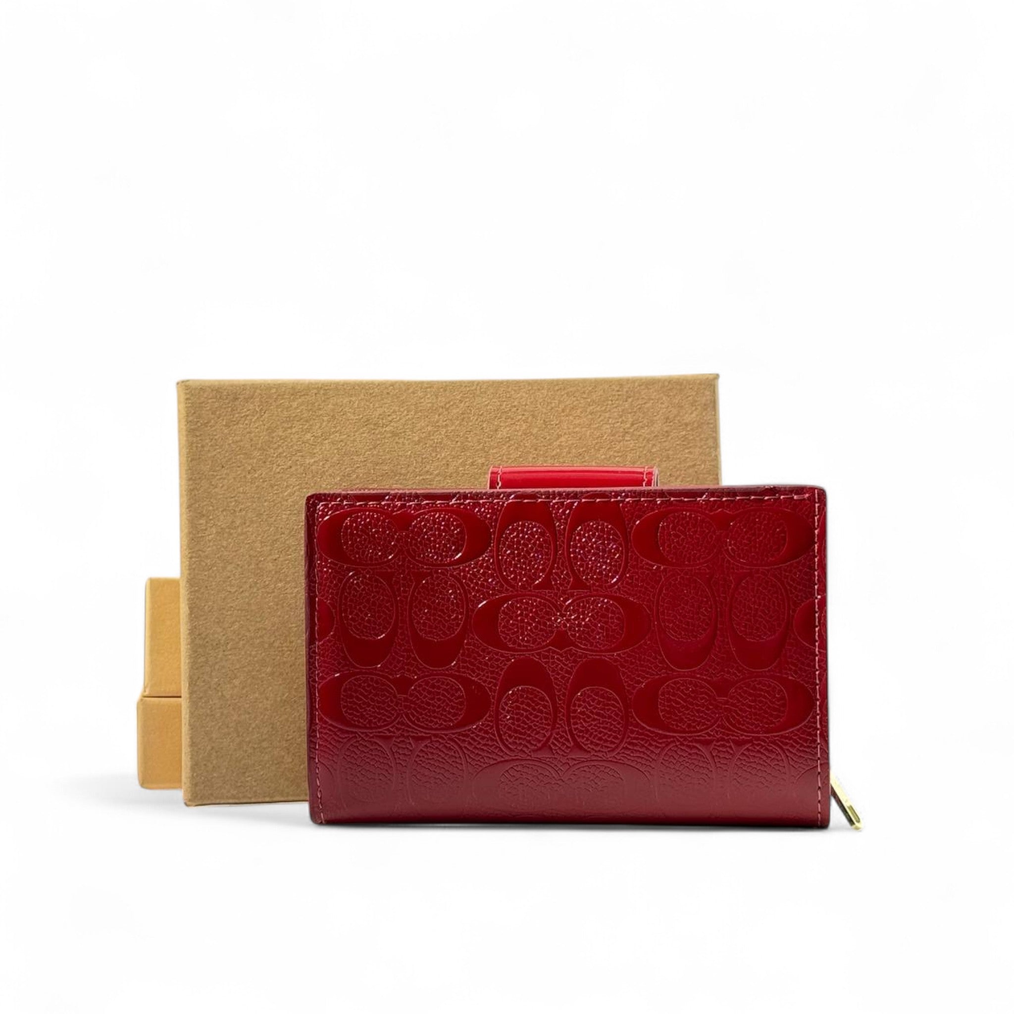 ❤️ Coach Signature Wallet – Red Patent Leather with Gold Logo ✨