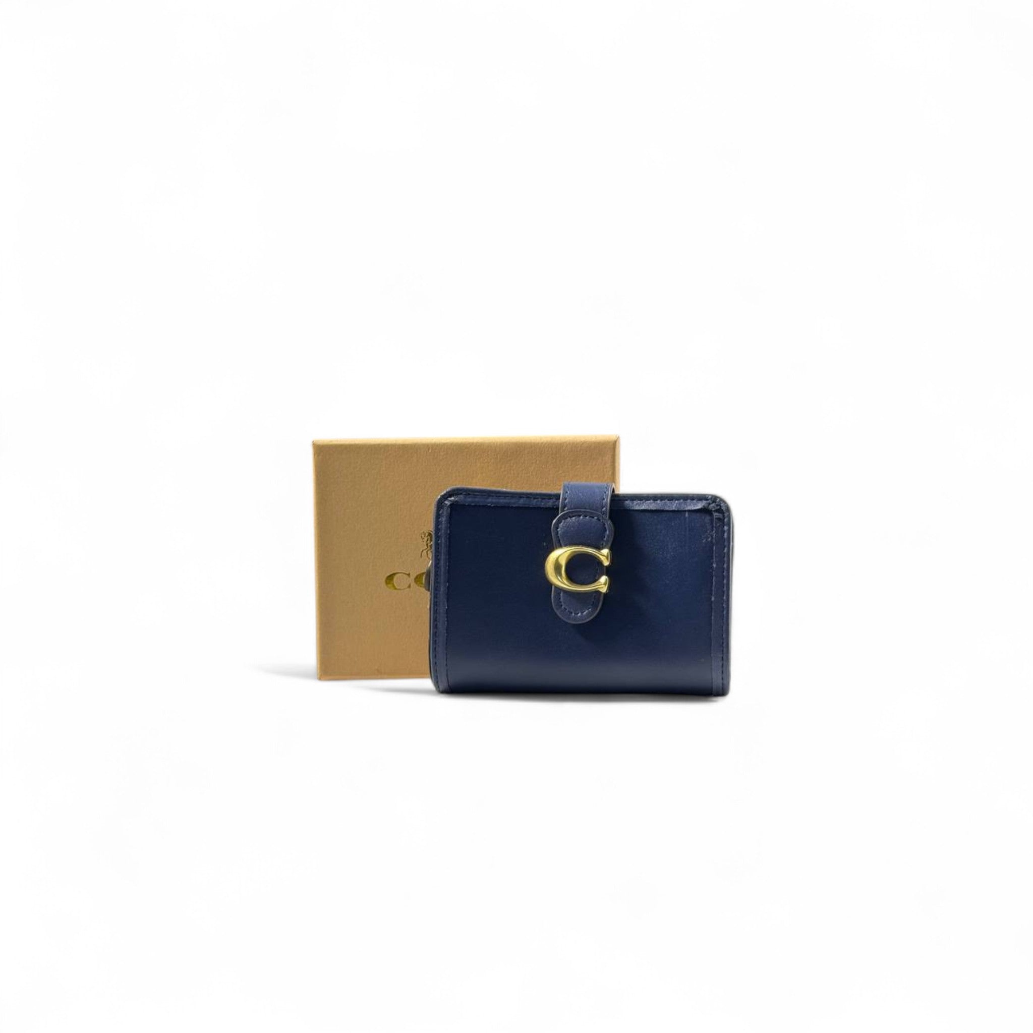 💙 Coach C Signature Wallet – Deep Navy with Gold Accent ✨