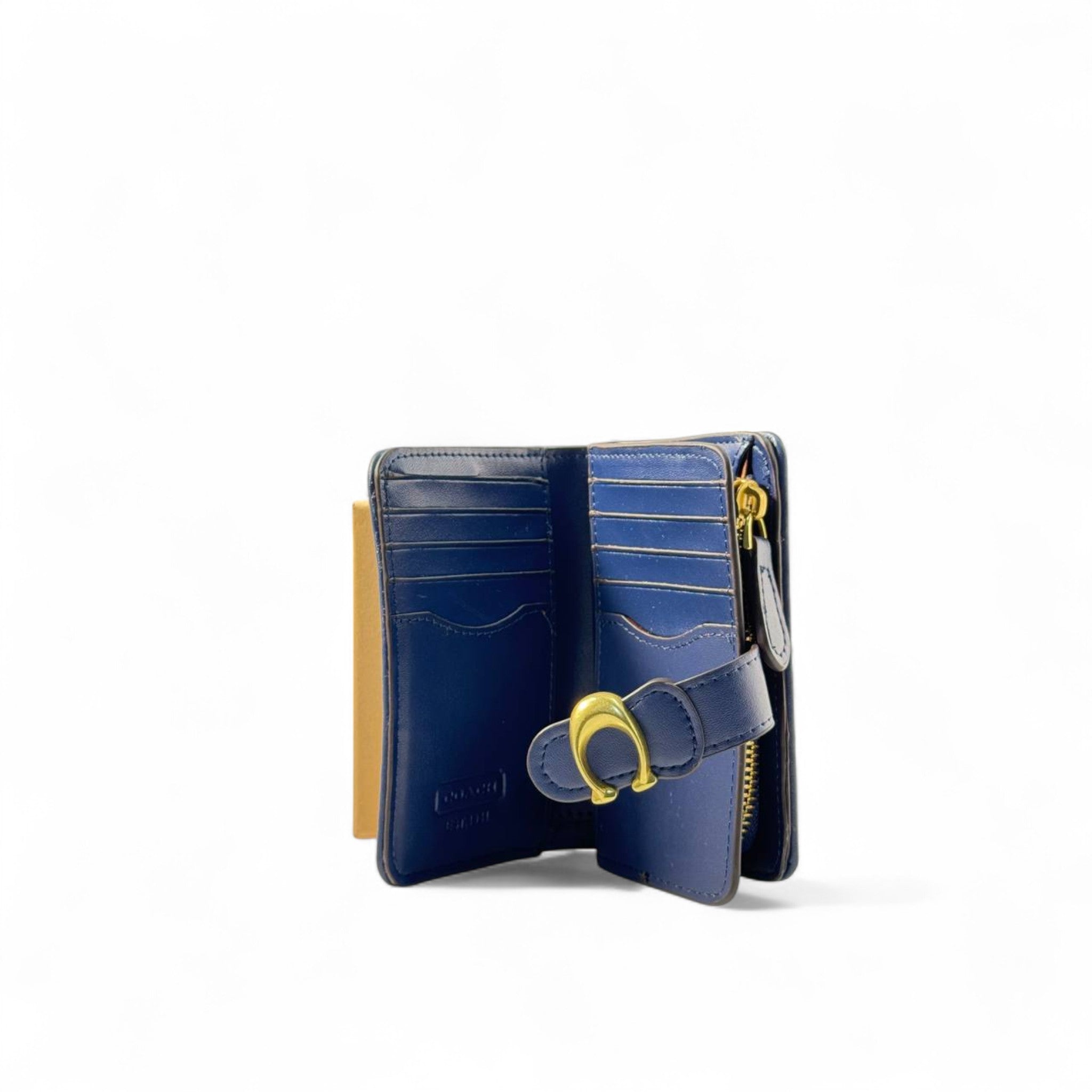 💙 Coach C Signature Wallet – Deep Navy with Gold Accent ✨