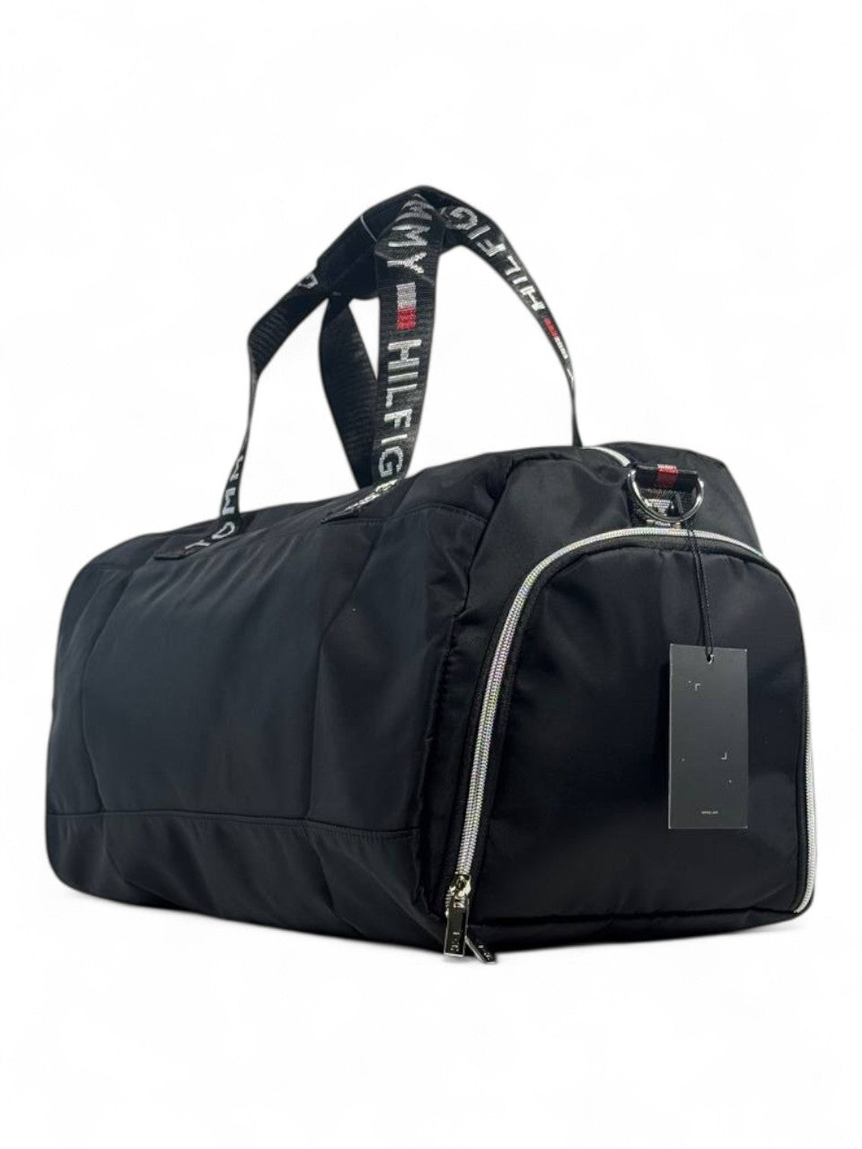 🇺🇸 Tommy Hilfiger Duffel Bag – Iconic “H” Flag Edition 🇺🇸