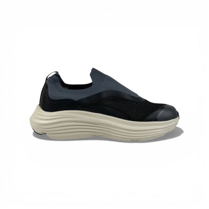 🖤 Skechers Max Cushion Slip-On Sneakers – Superior Comfort for Everyday Wear 👟✨