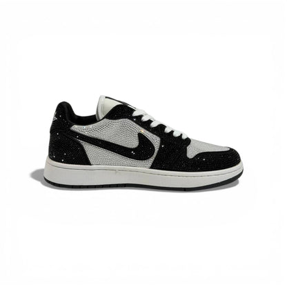 ✨ Nike Crystal Edition Low-Top Sneakers – Luxury Street Style with Iconic Design 👟✨