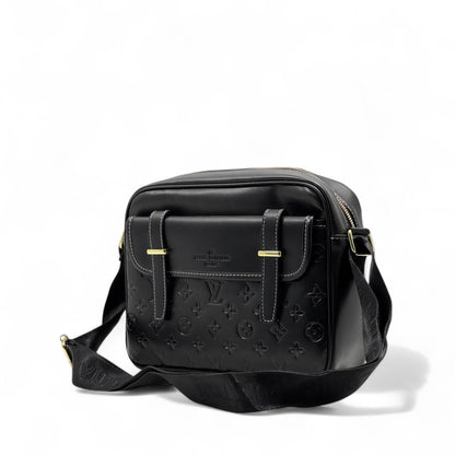 Louis Vuitton Embossed Leather Crossbody – Urban Black Edition 🖤🎒