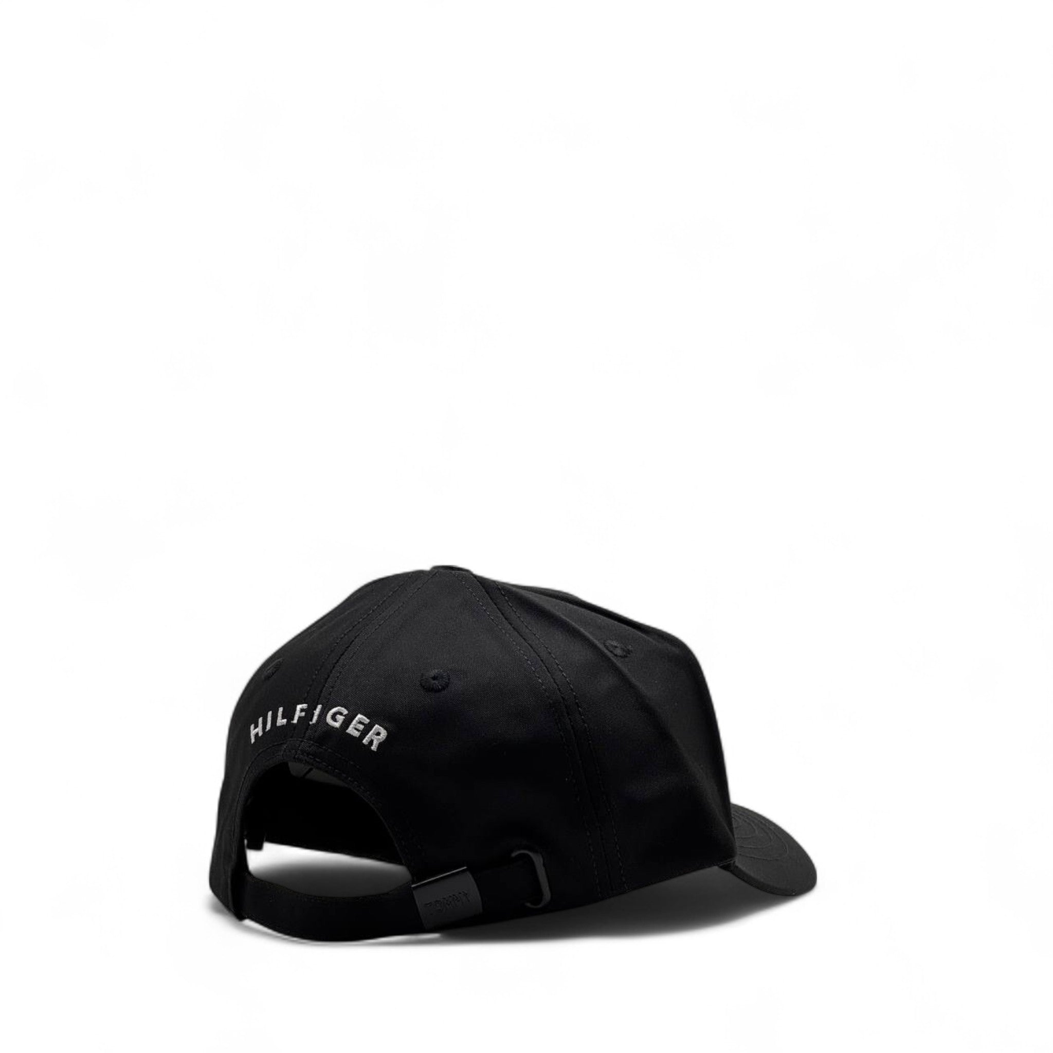 Tommy Hilfiger Varsity Cap – Black Edition 🧢🔥