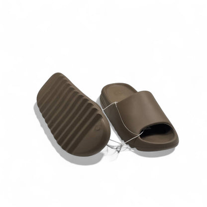 Adidas Yeezy Slides – Mocha Brown ☕️