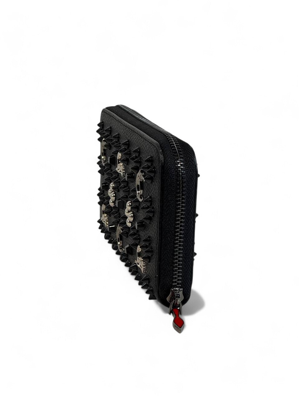🖤 Christian Louboutin Black Studded Wallet – Glamorous Edge, Timeless Sophistication 💎