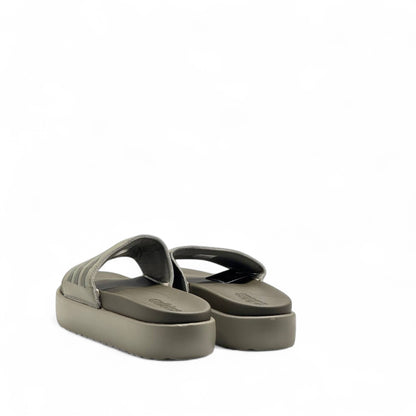 ✨ Adidas Beige Stripes Platform Slippers – Neutral Comfort Style 🤍🤎