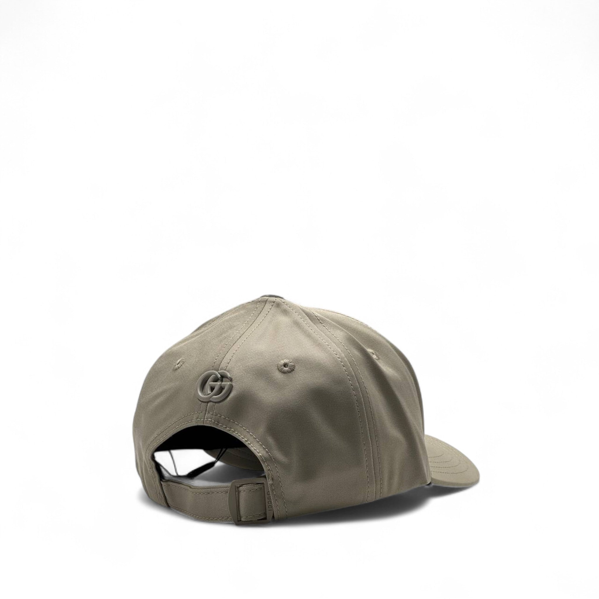 Gucci Beige Logo Cap – Timeless Heritage Style 👑🧢