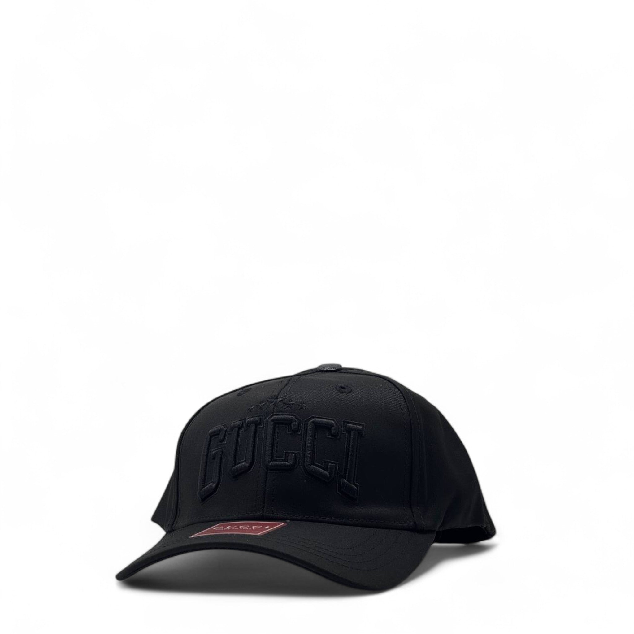 Gucci Black Logo Cap – Timeless Elegance in All-Black 🖤🧢