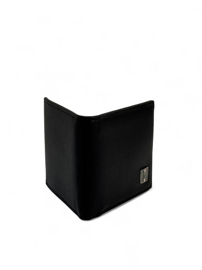 Tommy Hilfiger-Inspired TH Logo Black Wallet – Subtle Power, Timeless Design 🖤✨