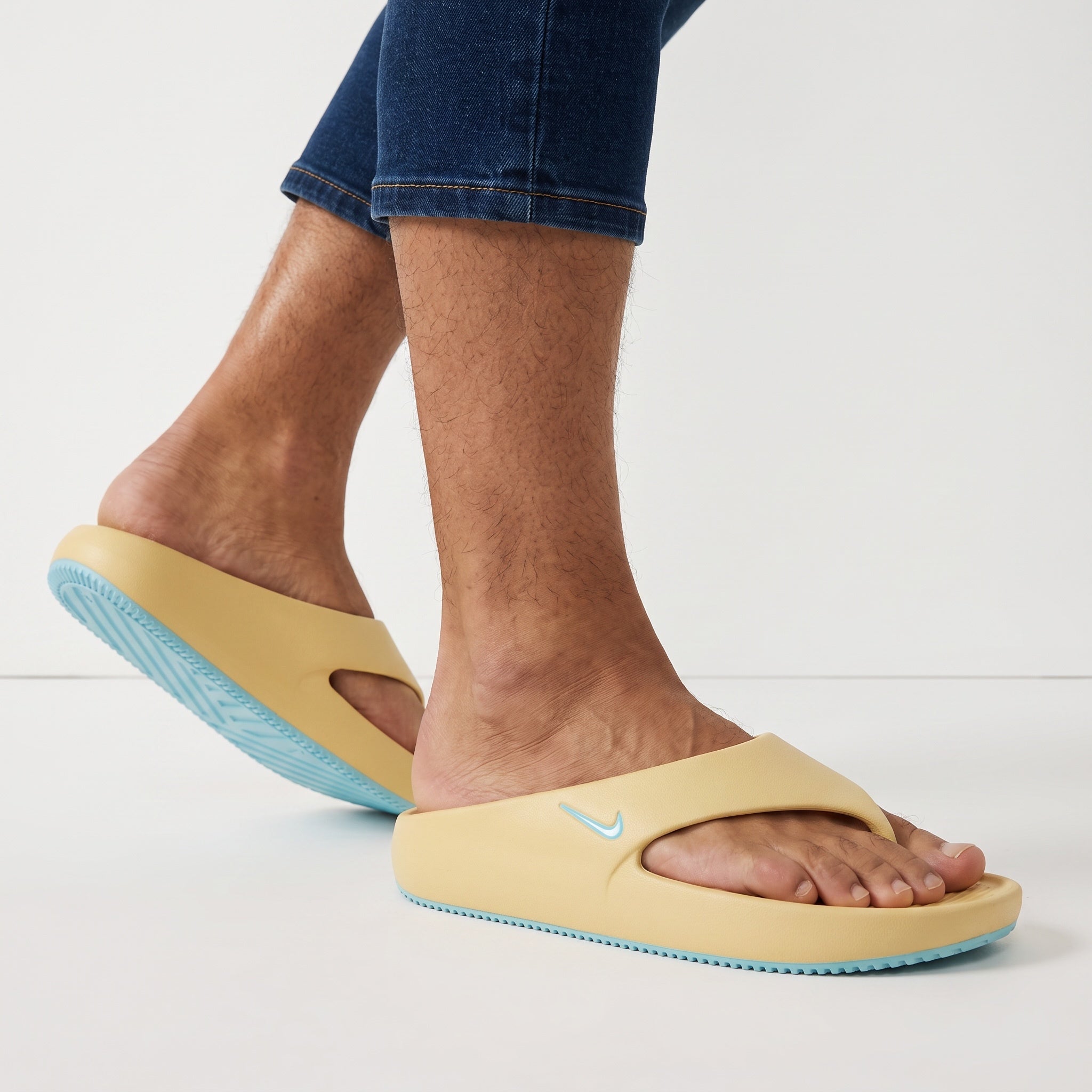 Nike Slide – Pale Yellow Aqua Platform 🩴💧
