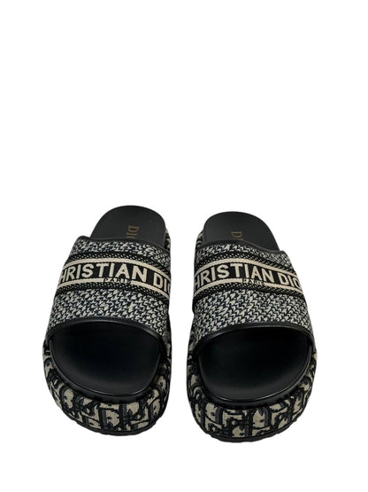 DIOR Slides – Oblique Strap Edition 🖤✨