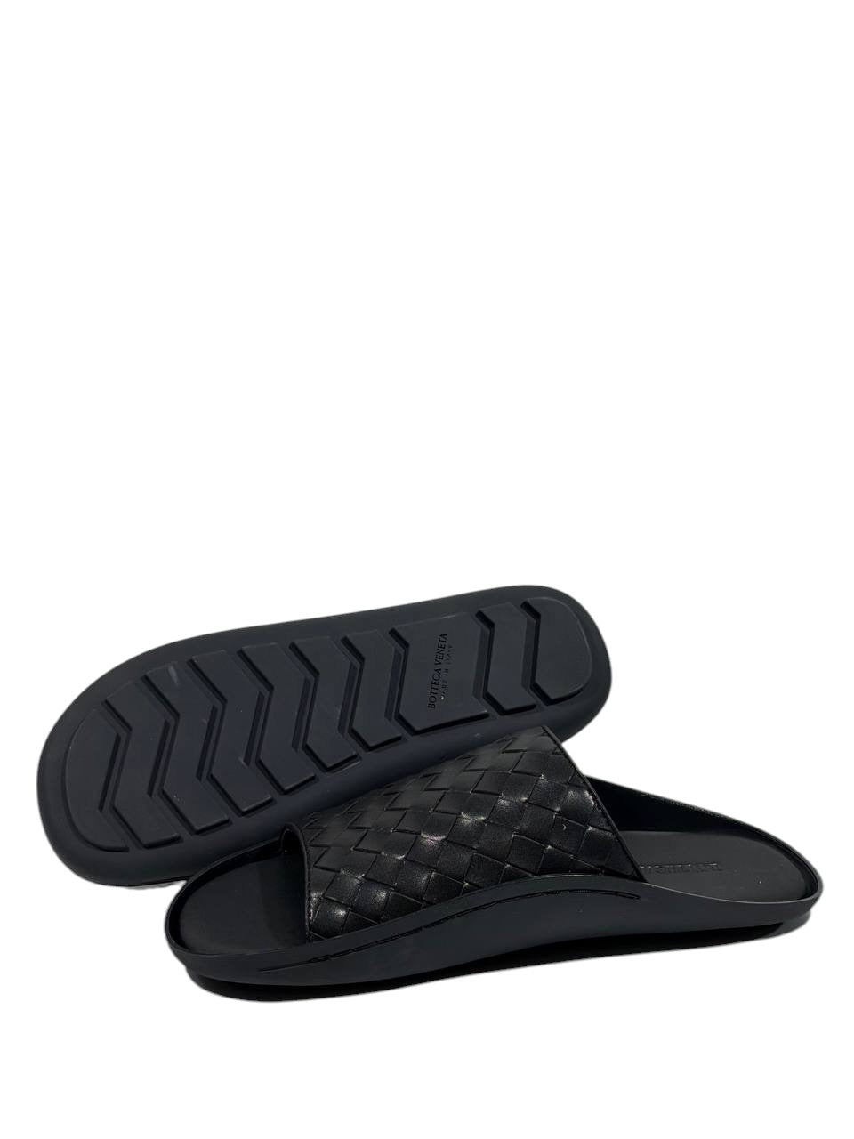 Bottega Veneta Intrecciato Slide Sandals – Black Edition 🖤✨