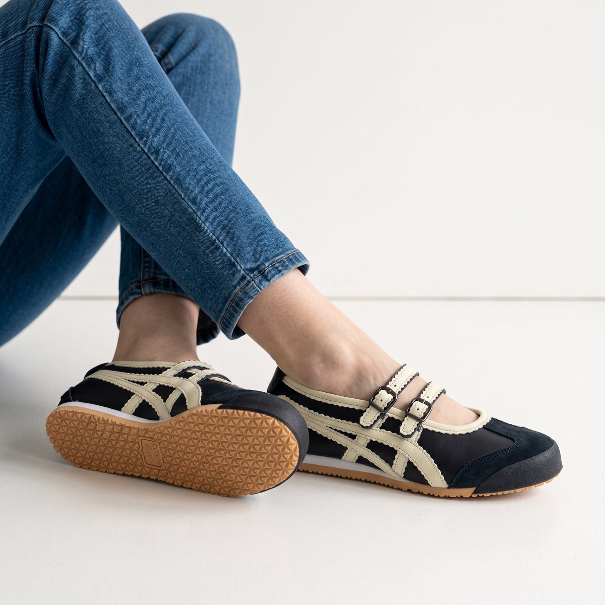 Onitsuka Tiger Mary Jane — Navy & Cream