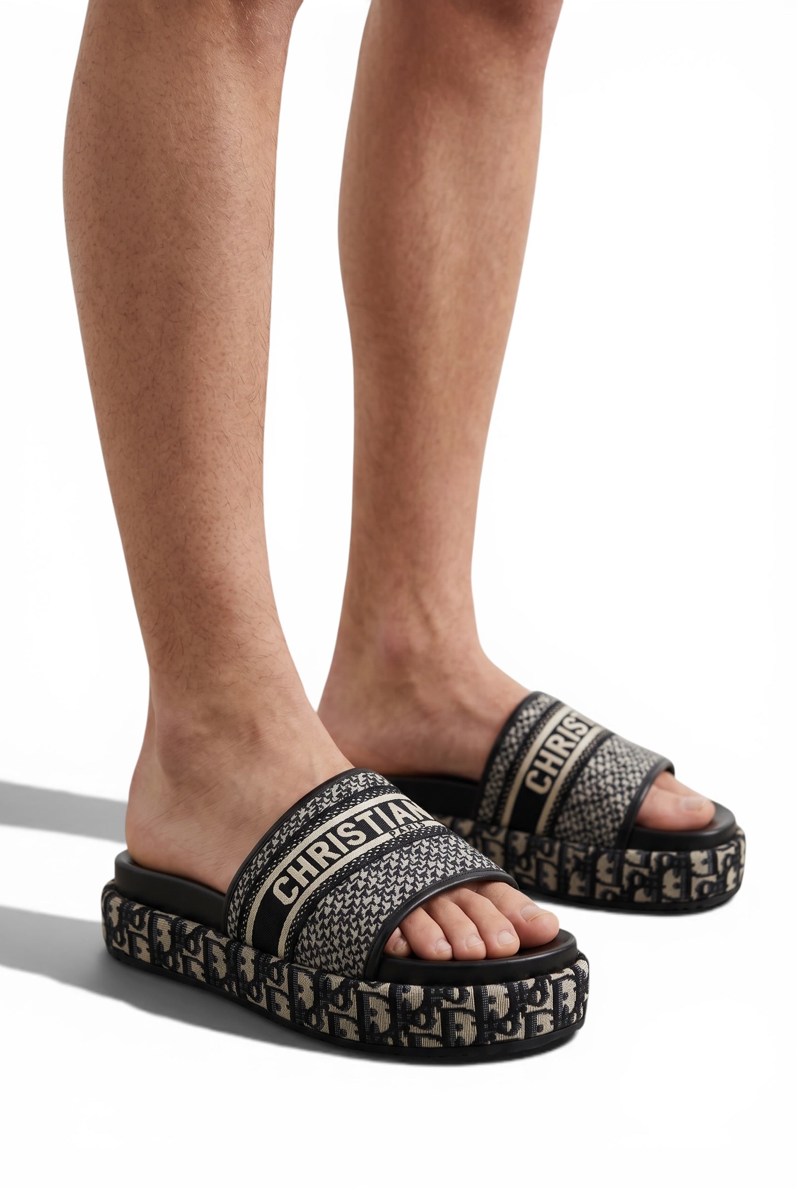 DIOR Slides – Oblique Strap Edition 🖤✨