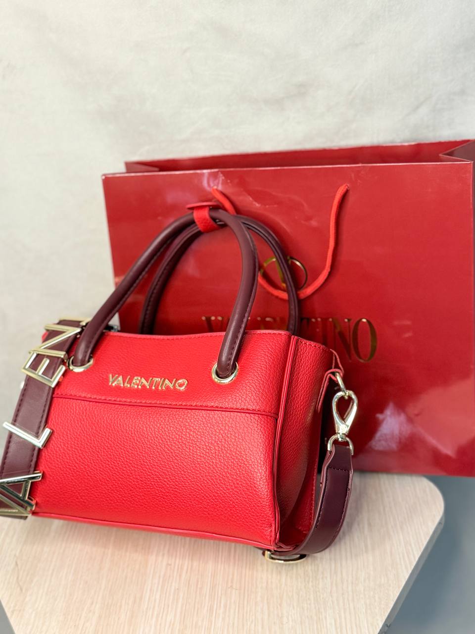 Valentino Garavani V-Logo Tote Bag (limited edition)🌹🍒