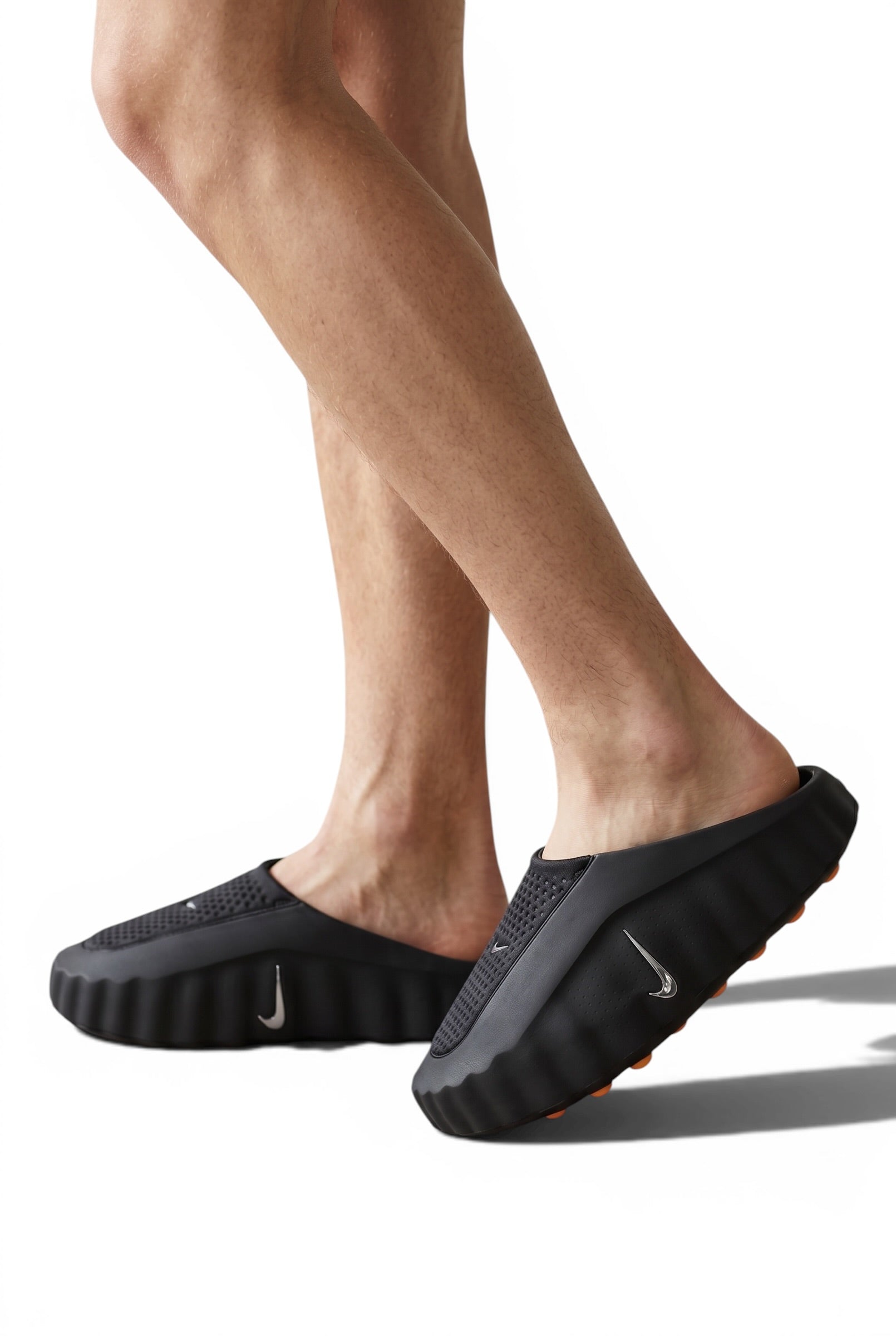 Nike Mind 001 Slides – Futuristic Black Comfort Sandals ⚡🖤 | Lightweight Slip-On Streetwear Slides
