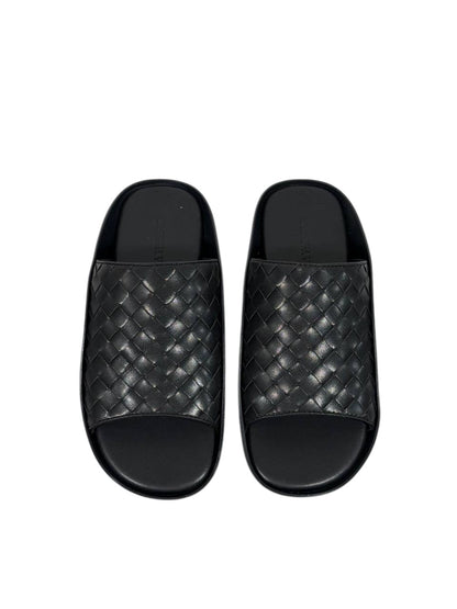 Bottega Veneta Intrecciato Slide Sandals – Black Edition 🖤✨