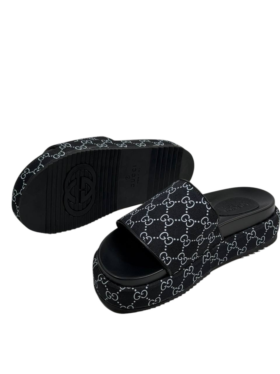 GUCCI GG Canvas Slide Sandals – Black Monogram Edition 🖤🌀