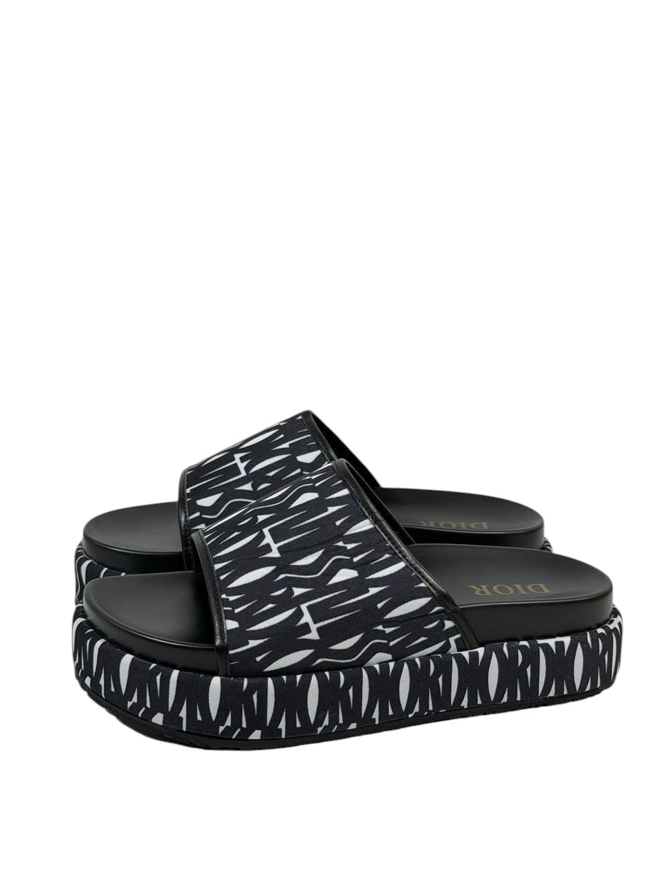 DIOR Slides – Black Monogram Edition 🖤✨