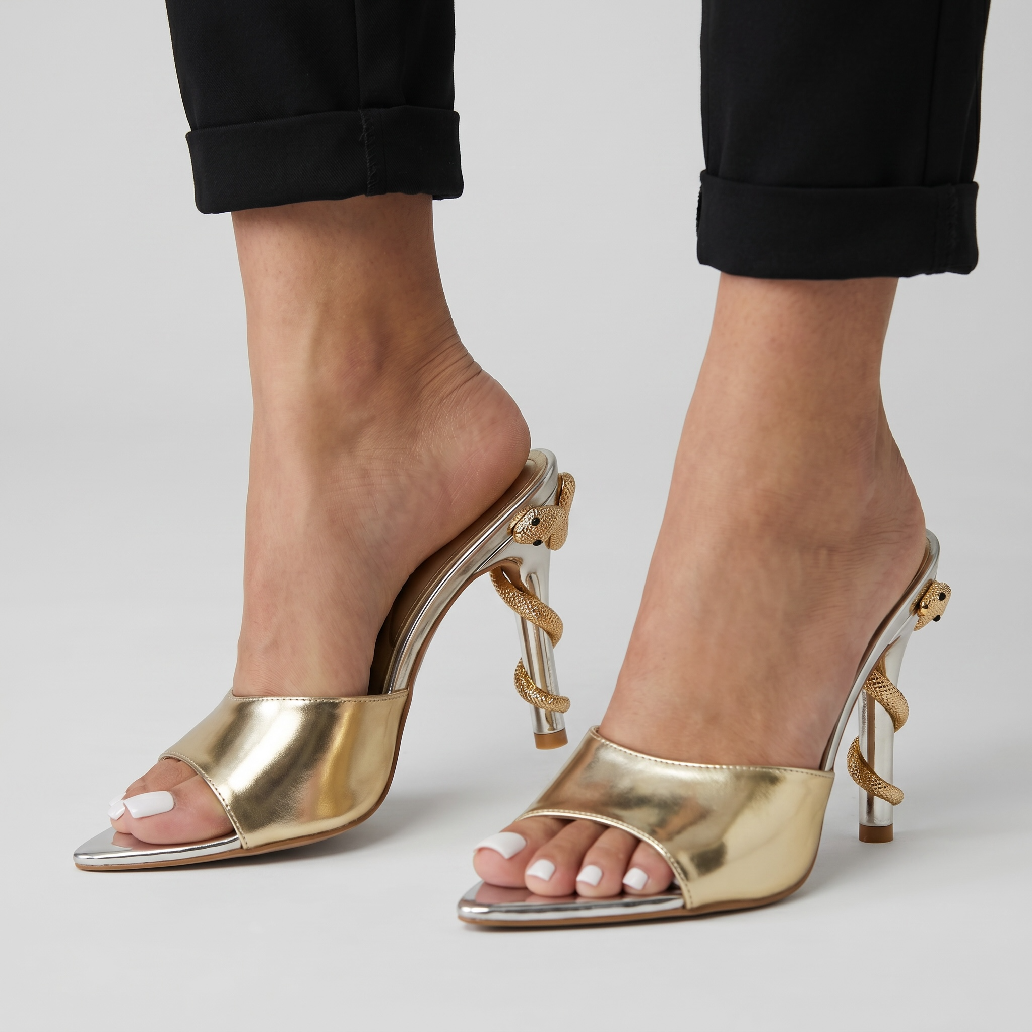Alo Serpent Sculpted Heel Mules – Metallic Gold Edition ✨🐍