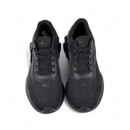 ⚫ Alo Black Runner Sneakers – Sleek Power, Endless Comfort ⚫