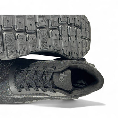 ⚫ Alo Black Runner Sneakers – Sleek Power, Endless Comfort ⚫