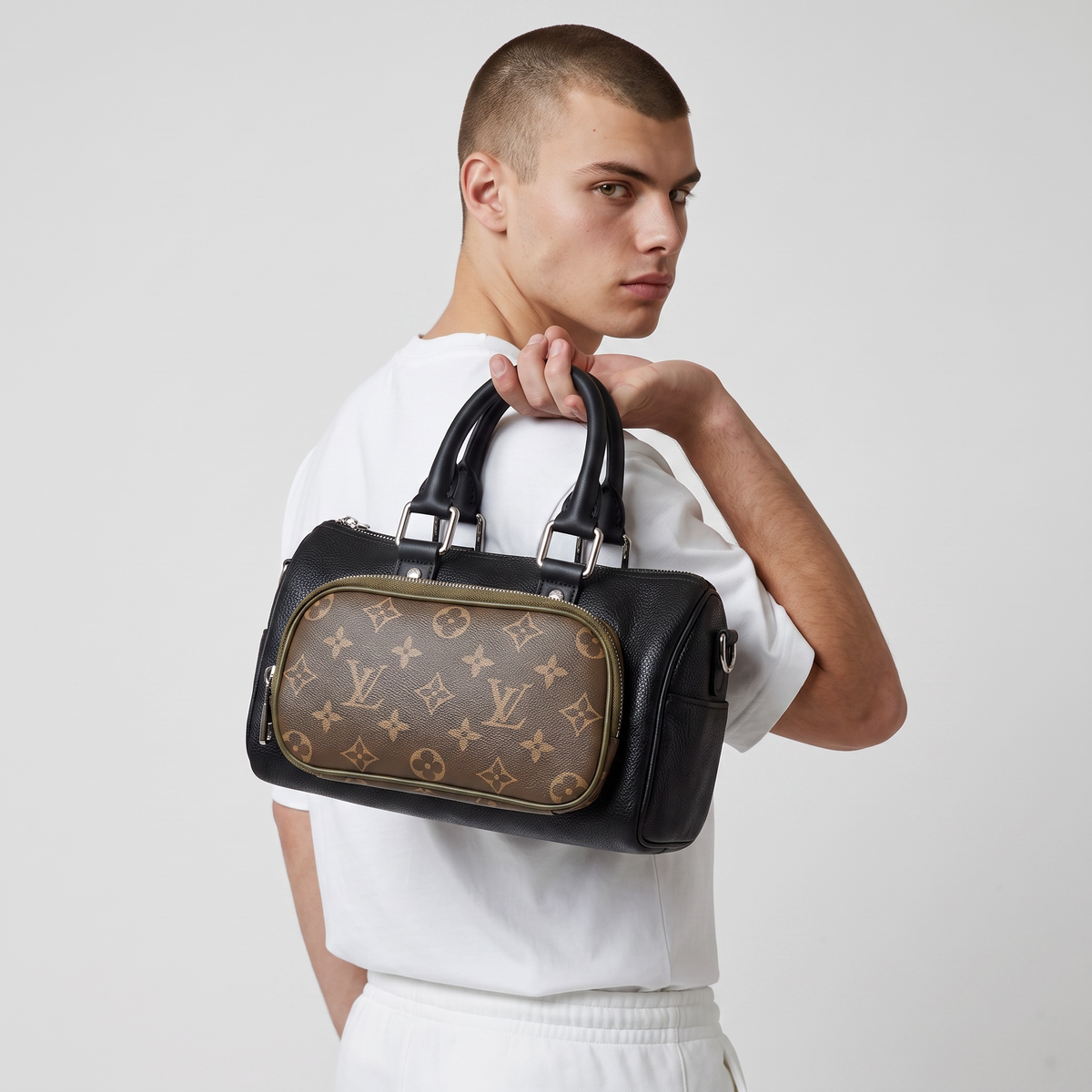👜✨ Louis Vuitton Keepall Bandoulière 25 – Black Monogram 🤎🖤