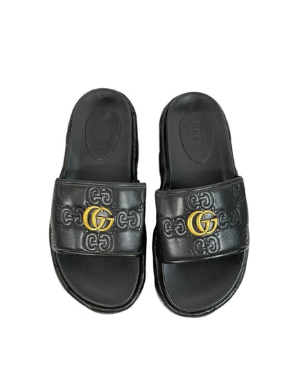 GUCCI GG Embossed Slide Sandals – Black Edition 🖤✨