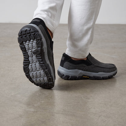 Skechers Slip-On Trainer – Charcoal Grey 👟