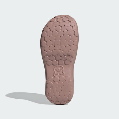 Adidas Platform Slides – Blush Pink 🩷
