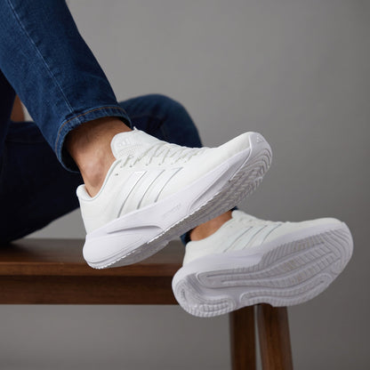 Adidas Runner – All White Lightweight Sneaker 👟