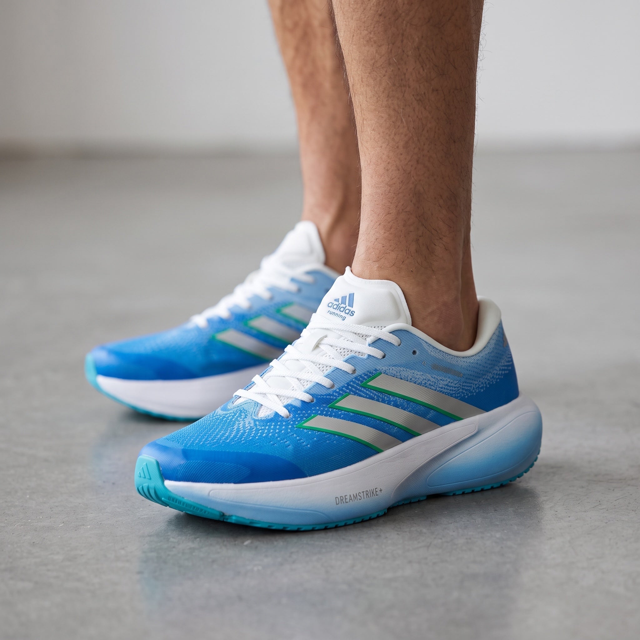 Adidas Running – Blue White Trainer 👟