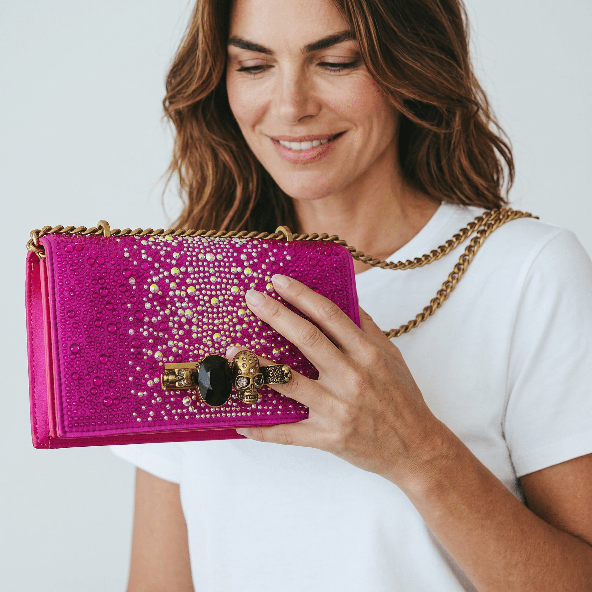 Alexander McQueen Fuchsia Crystal Skull Clutch 💖✨☠️