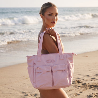 🩷 Alo Yoga Utility Tote Bag ✨
