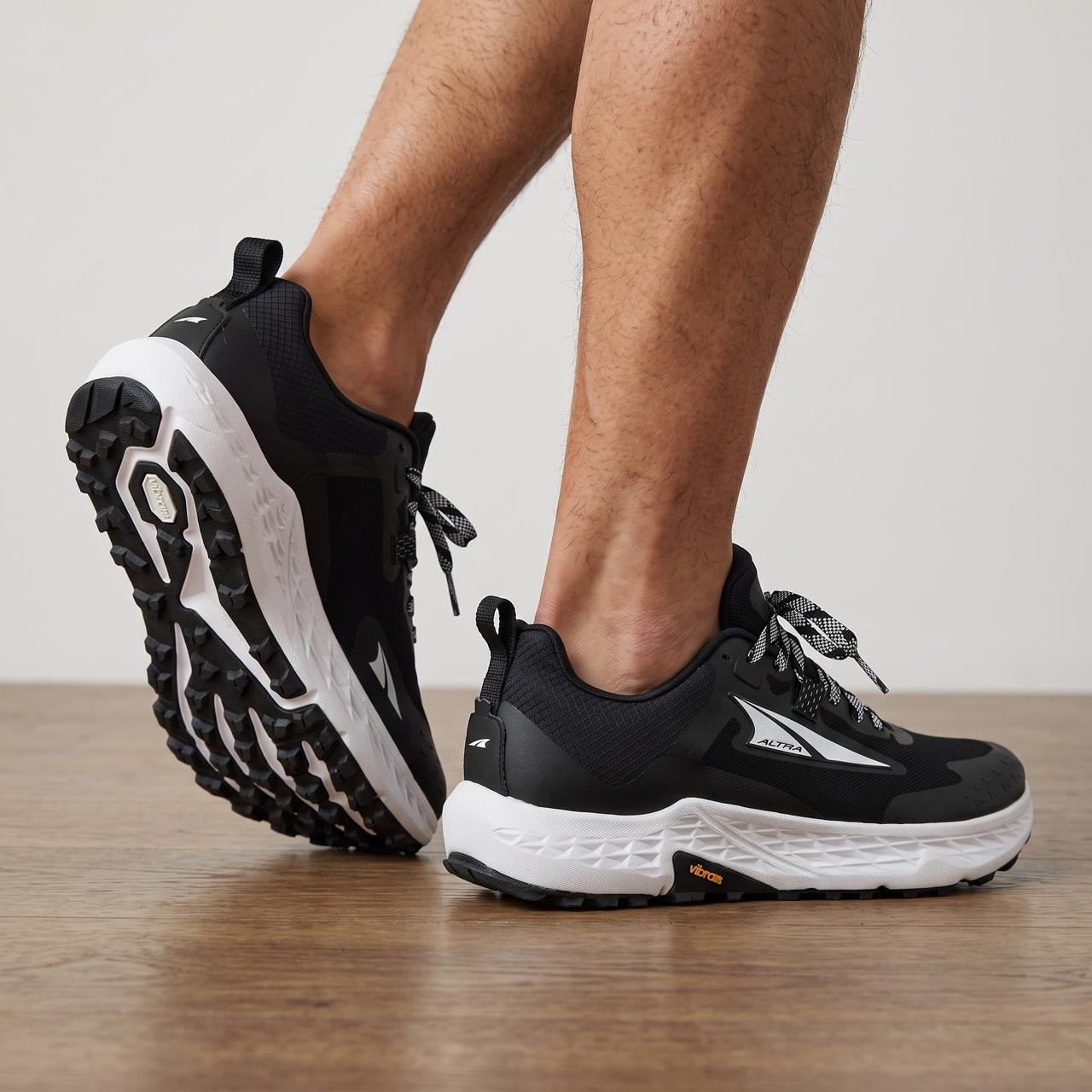 Altra Trail Running Shoe – Black/White 🏔️👟