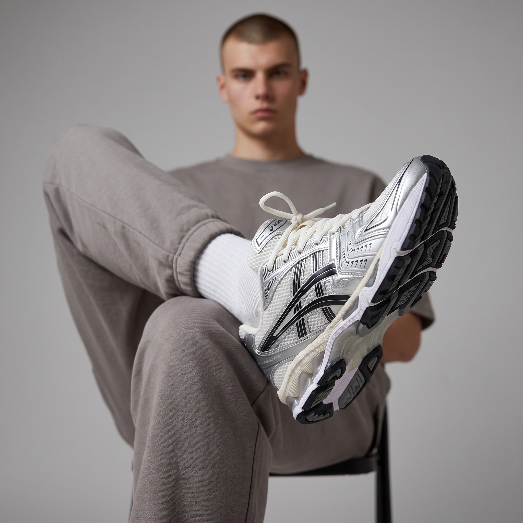 ASICS GEL-KAYANO™ 14 – Cream / Silver 🩶🤍