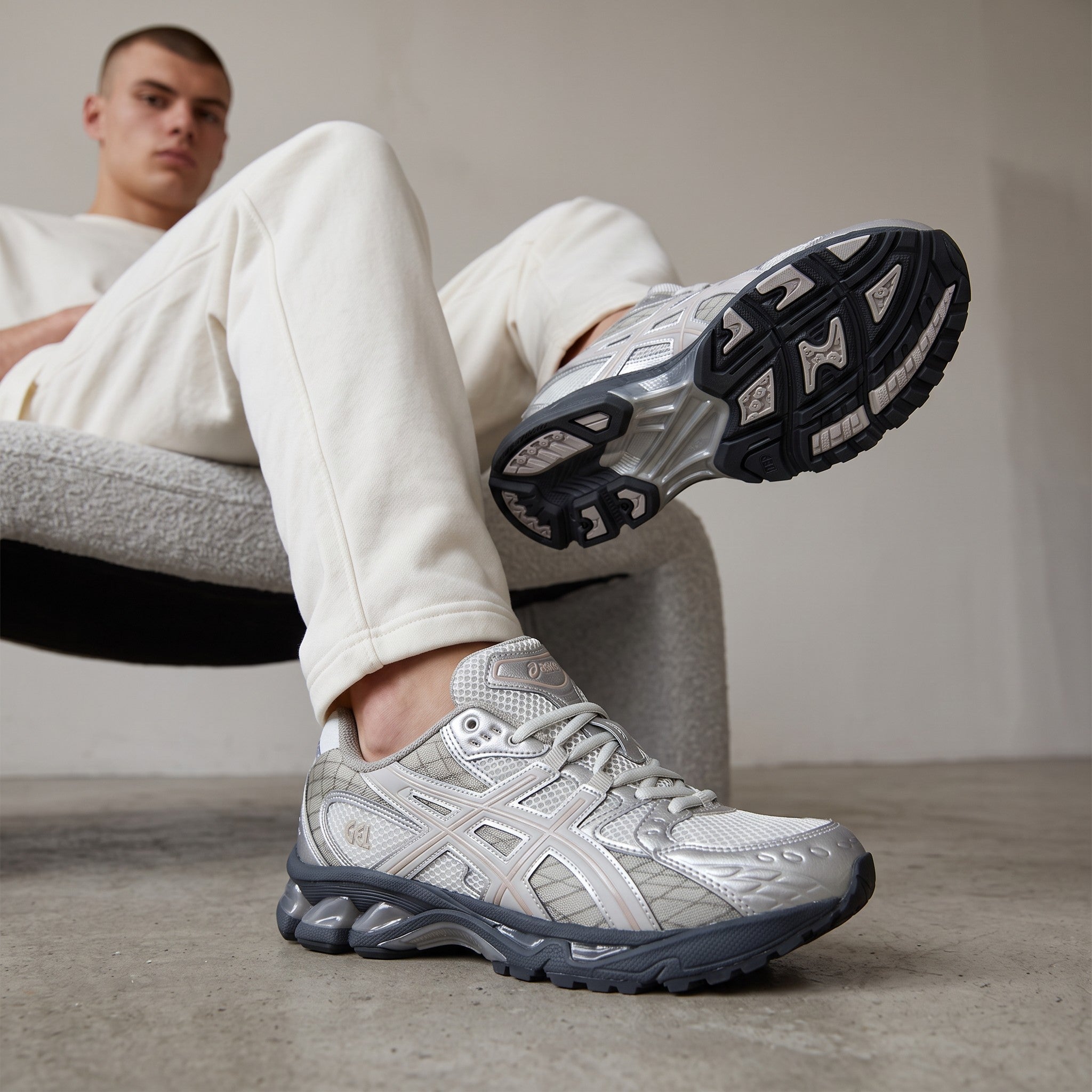 ASICS GEL-NIMBUS™ 10.1 – White / Silver 🤍🩶
