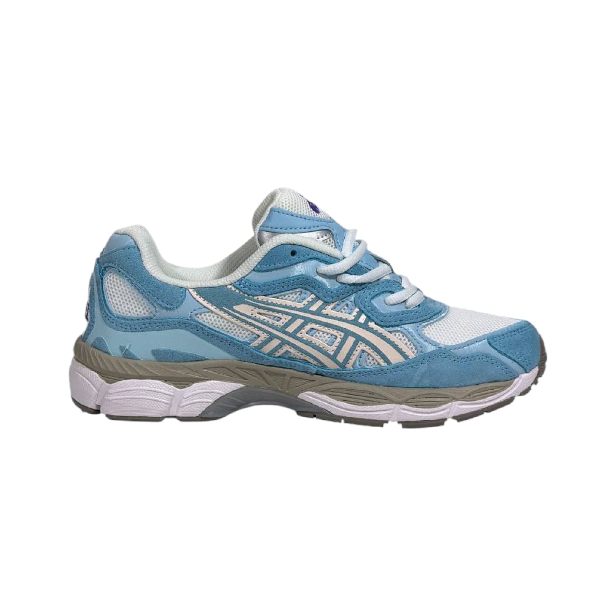 💙🤍 ASICS GEL-NYC Retro Running Sneakers – Sky Blue Edition 👟⚡